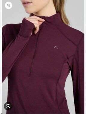 💜2 for $10💜 Bundle and save Paradox Long-Sleeve Quarter Zip Top